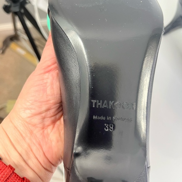 Thakoon Portuguese Elegant Black Kitten Heel Mules, NWOB, size 39/8 - Picture 11 of 13